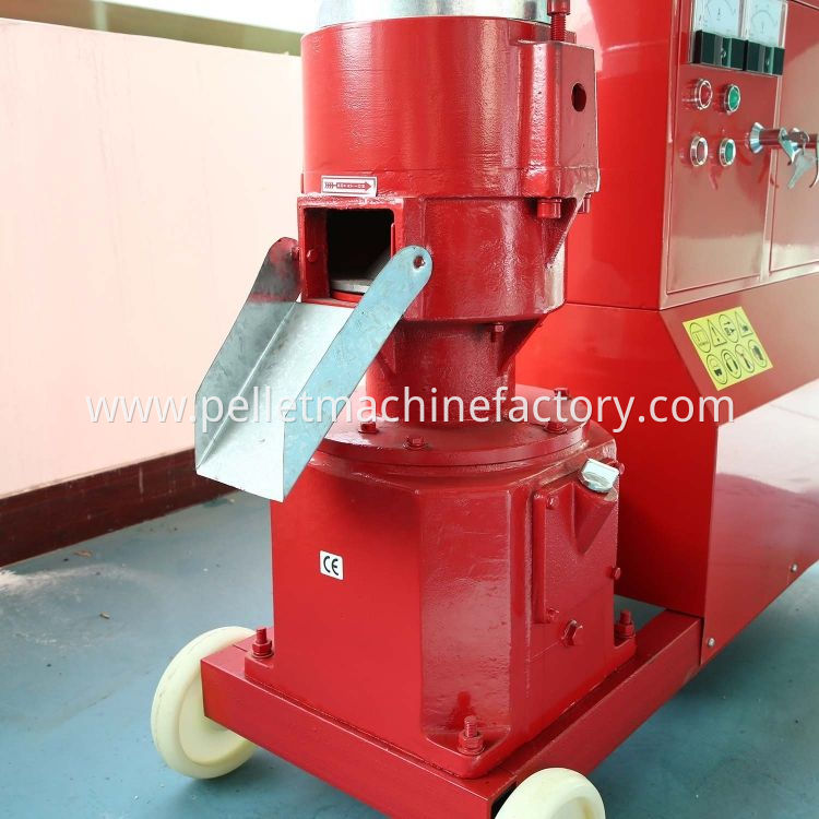 Mobile diesel engine KL150 biomass small fodder wood pellet machine for farm